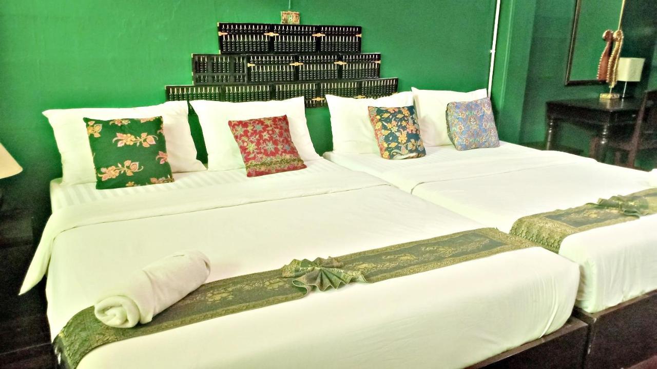 Thaweesuk Heritage Homestay Phang Nga Buitenkant foto